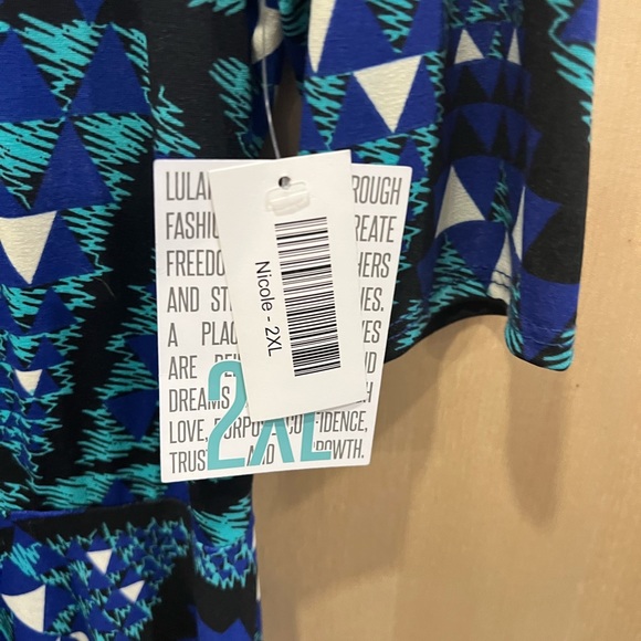 Lularoe Nicole Dress - Picture 2 of 8